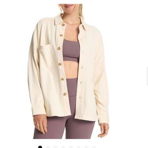 Vuori Mackenzie Shirt jacket, EUC!
